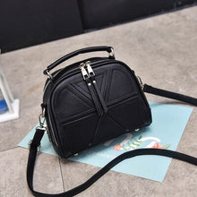 Load image into Gallery viewer, Vintage Retro Women Crossbody Bag